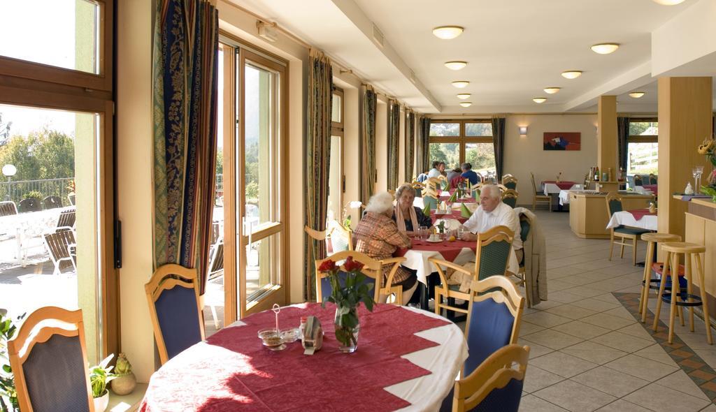 Hotel Gasthof Nindler Steindorf am Ossiacher See Exterior foto