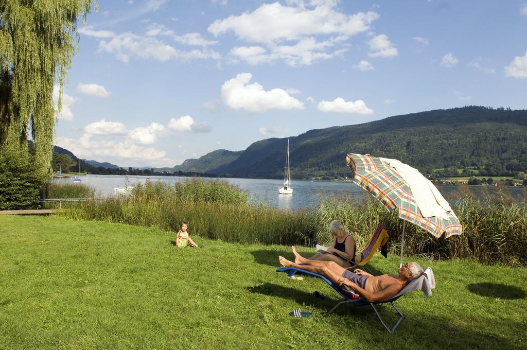 Hotel Gasthof Nindler Steindorf am Ossiacher See Exterior foto